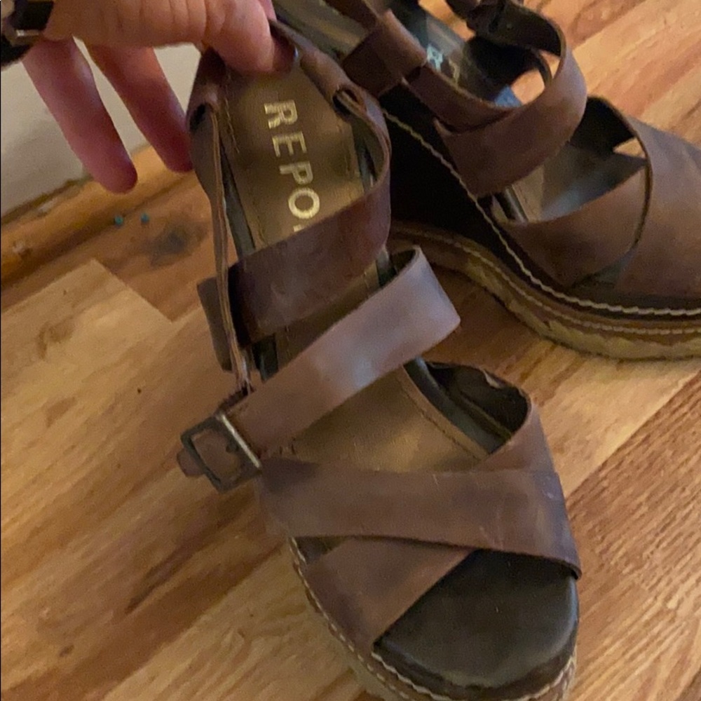 Wedges - Picture 2 of 3